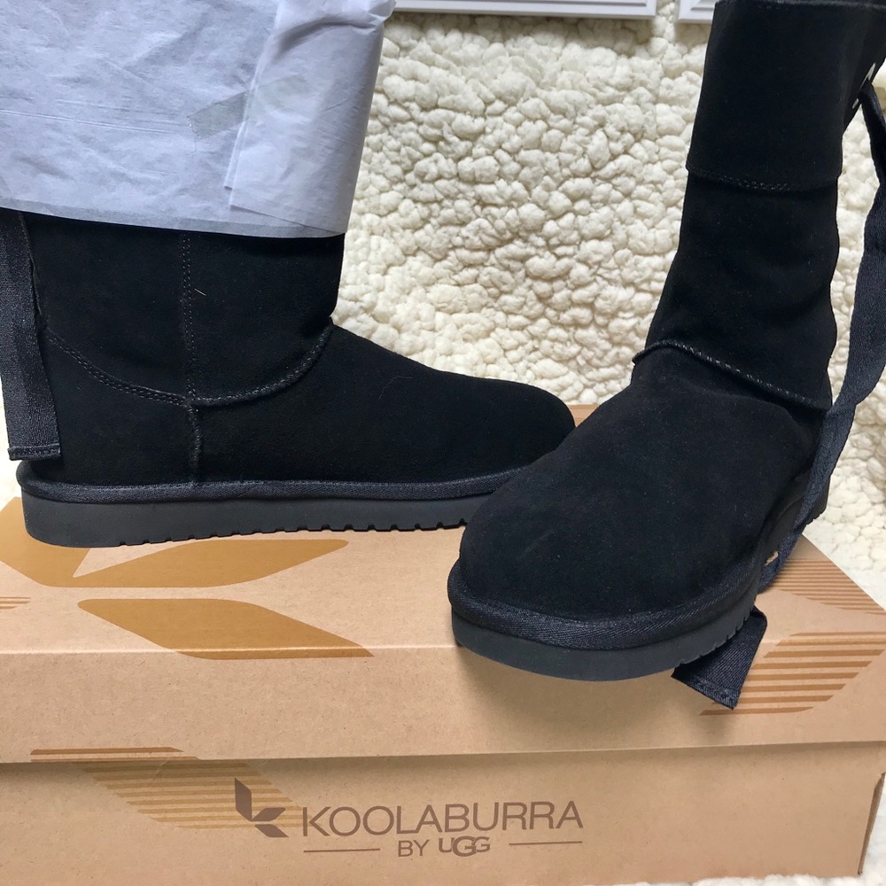 Size 10 NWT Uggs